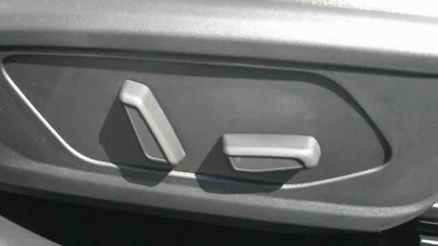 new 2025 Hyundai TUCSON Hybrid car, priced at $43,142