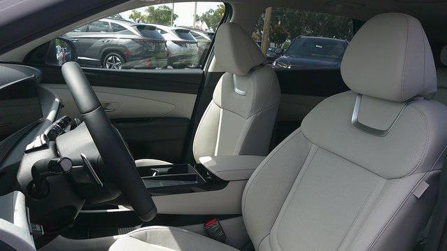 new 2025 Hyundai TUCSON Hybrid car, priced at $43,142