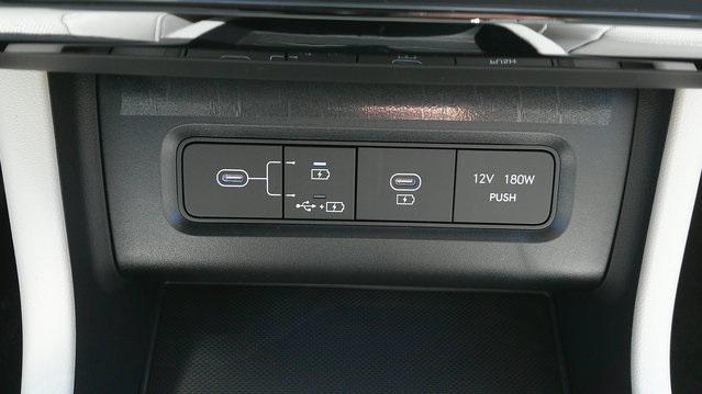 new 2025 Hyundai TUCSON Hybrid car, priced at $43,142