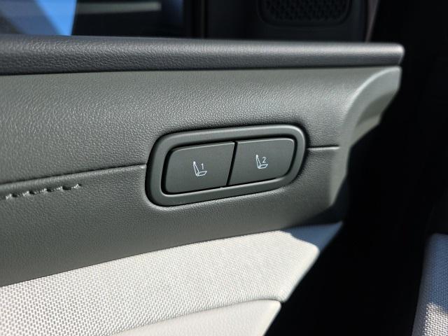 new 2026 Hyundai TUCSON Hybrid car, priced at $42,990