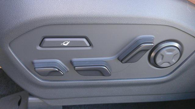 new 2026 Hyundai SANTA FE HEV car, priced at $52,079