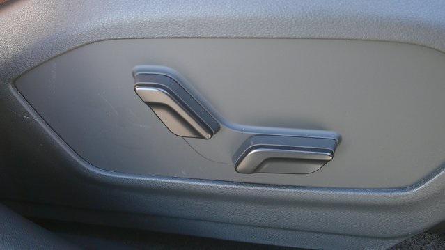 new 2026 Hyundai SANTA FE HEV car, priced at $52,079