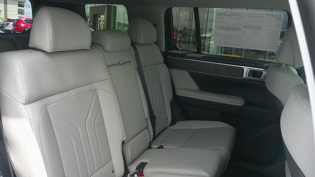 new 2025 Hyundai Santa Fe car, priced at $39,678