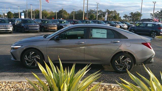 new 2025 Hyundai Elantra car, priced at $23,958