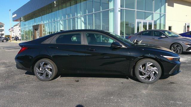 new 2025 Hyundai Elantra car, priced at $23,993