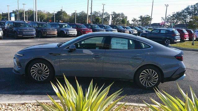 new 2025 Hyundai Sonata Hybrid car, priced at $38,273