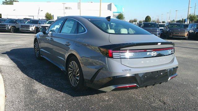 new 2025 Hyundai Sonata Hybrid car, priced at $38,273