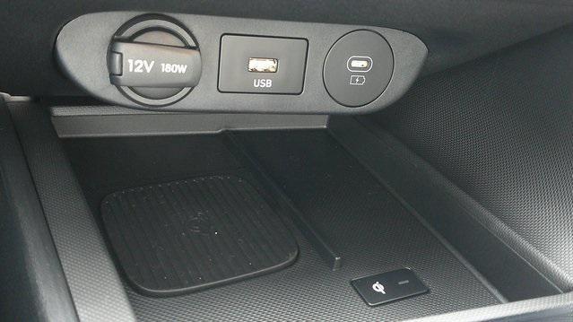 new 2025 Hyundai Elantra car, priced at $24,829