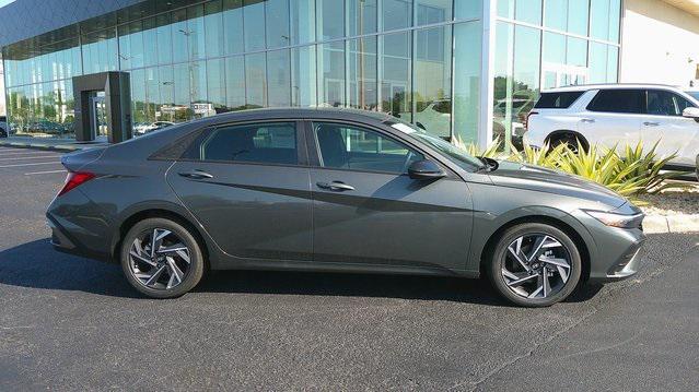 new 2025 Hyundai Elantra car, priced at $24,304