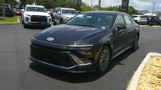 new 2025 Hyundai Sonata Hybrid car, priced at $32,470