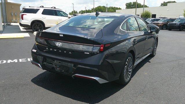 new 2025 Hyundai Sonata Hybrid car, priced at $32,470