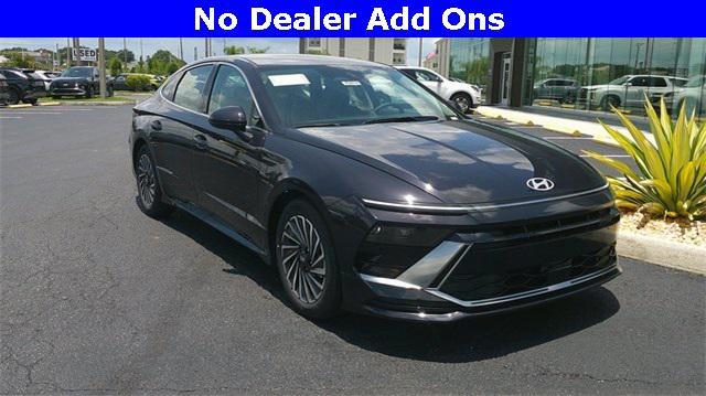 new 2025 Hyundai Sonata Hybrid car, priced at $32,470