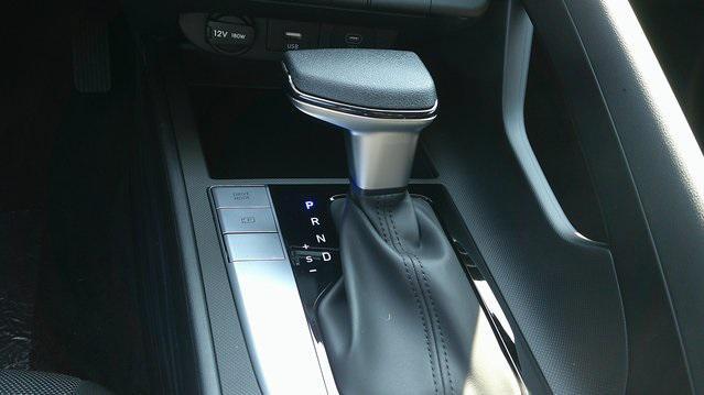 new 2025 Hyundai Elantra car, priced at $23,918