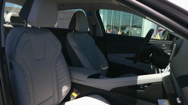 new 2025 Hyundai Elantra car, priced at $30,777