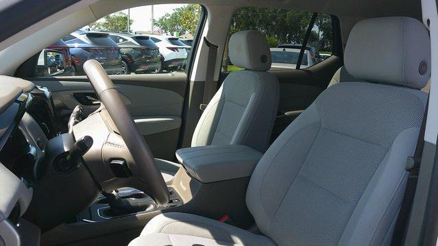 used 2021 Chevrolet Traverse car, priced at $26,870