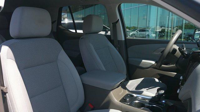 used 2021 Chevrolet Traverse car, priced at $26,870