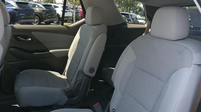 used 2021 Chevrolet Traverse car, priced at $26,870