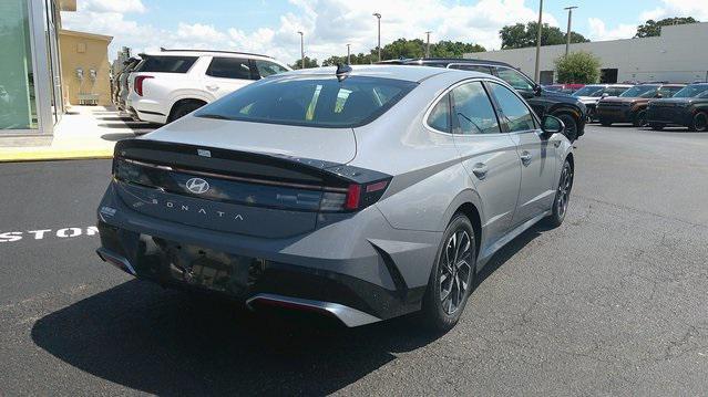 new 2025 Hyundai Sonata car, priced at $28,684