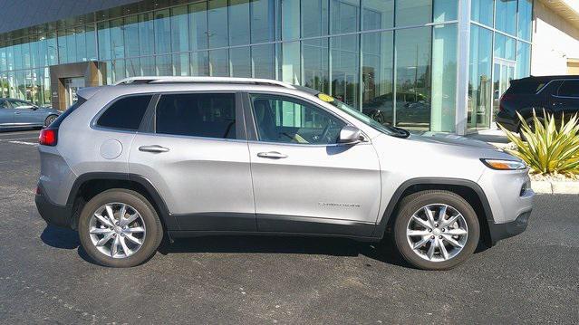 used 2018 Jeep Cherokee car, priced at $17,500
