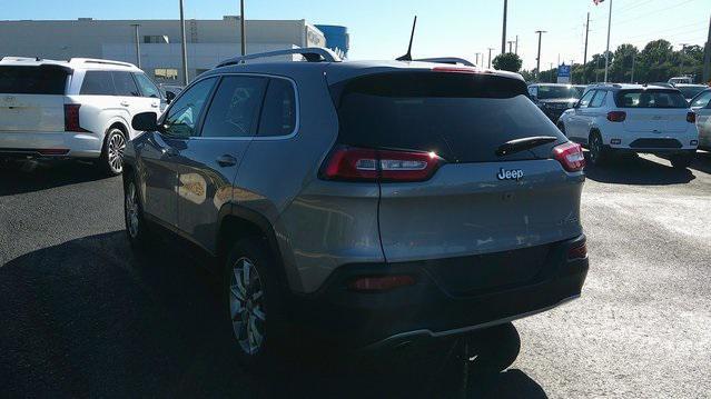 used 2018 Jeep Cherokee car, priced at $17,500