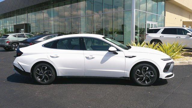new 2025 Hyundai Sonata car, priced at $29,171