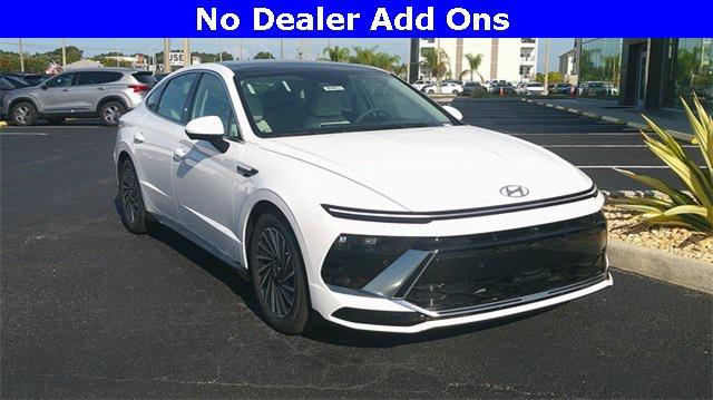 new 2025 Hyundai Sonata Hybrid car, priced at $39,099