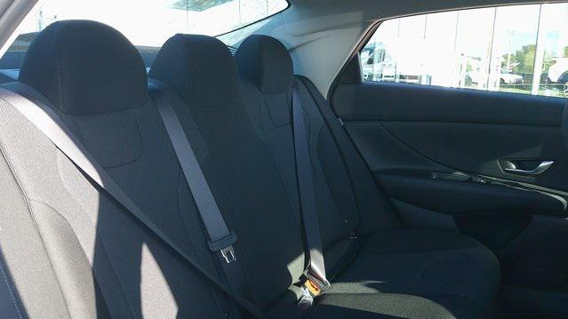 new 2025 Hyundai Elantra car, priced at $23,918