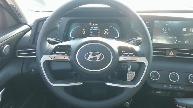 new 2025 Hyundai Elantra car, priced at $23,918
