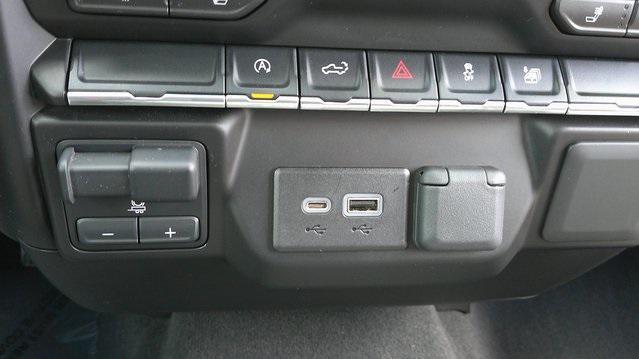 used 2021 Chevrolet Silverado 1500 car, priced at $33,900