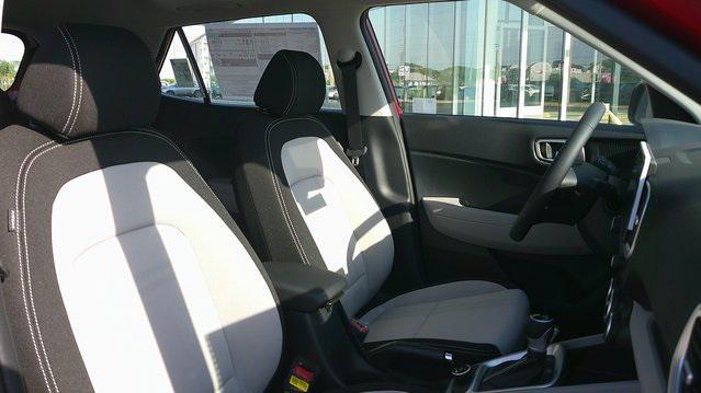 new 2025 Hyundai Venue car, priced at $24,227
