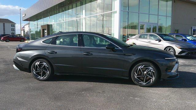 new 2025 Hyundai Sonata car, priced at $31,234