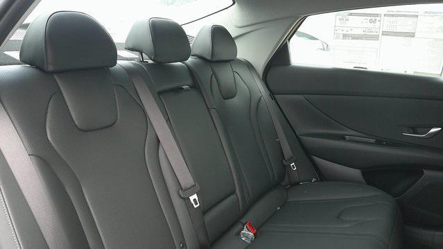 new 2025 Hyundai Elantra car, priced at $30,714