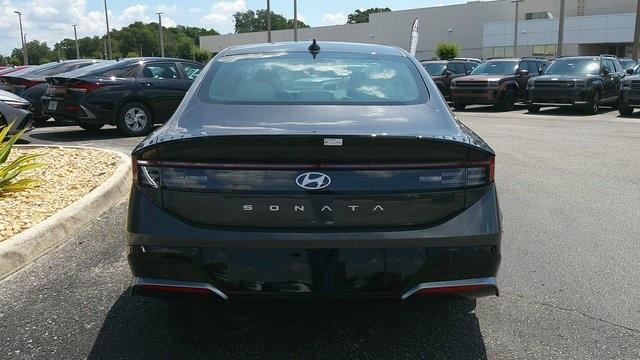 new 2024 Hyundai Sonata car, priced at $29,295