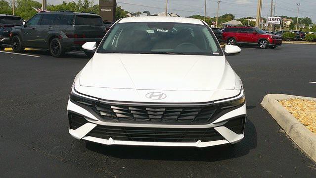 new 2025 Hyundai Elantra car, priced at $23,918
