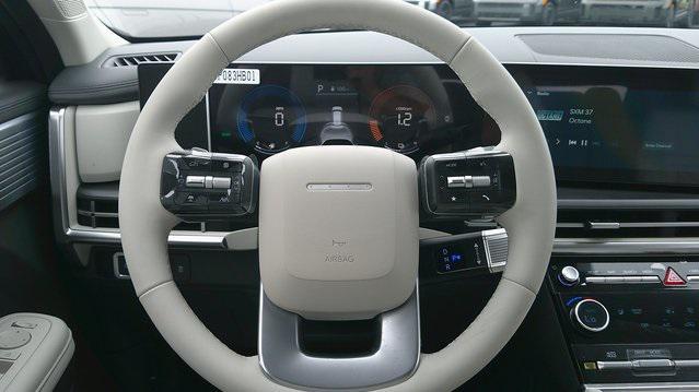 new 2025 Hyundai Santa Fe car, priced at $39,077