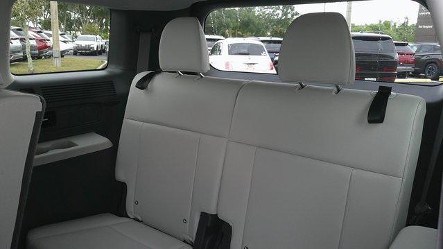 new 2025 Hyundai Santa Fe car, priced at $39,077