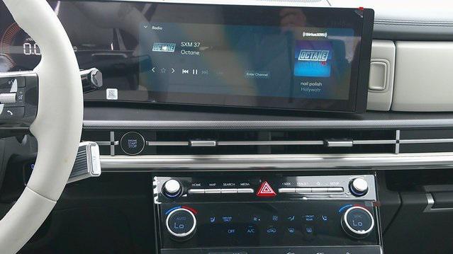 new 2025 Hyundai Santa Fe car, priced at $39,077