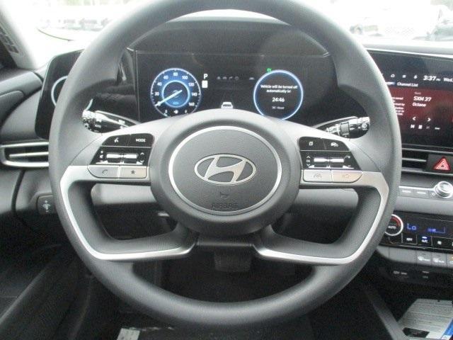 new 2024 Hyundai Elantra HEV car, priced at $26,278