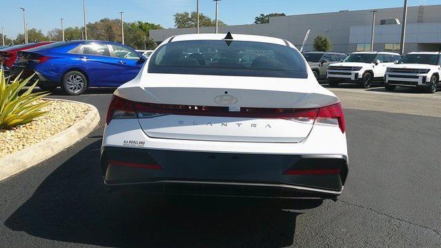 new 2025 Hyundai Elantra car, priced at $27,170