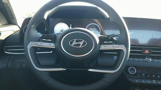 new 2025 Hyundai Elantra car, priced at $26,931