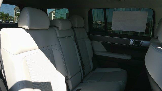 new 2025 Hyundai Santa Fe car, priced at $39,031