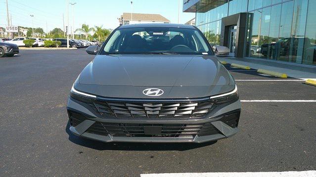 new 2025 Hyundai Elantra car, priced at $30,858