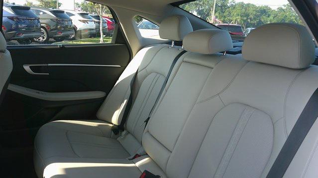 new 2025 Hyundai Sonata Hybrid car, priced at $38,635