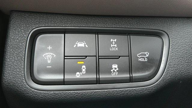 used 2020 Hyundai Santa Fe car, priced at $21,900