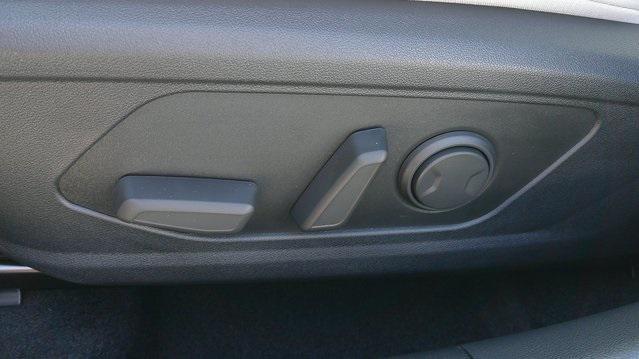 new 2025 Hyundai Elantra car, priced at $28,355