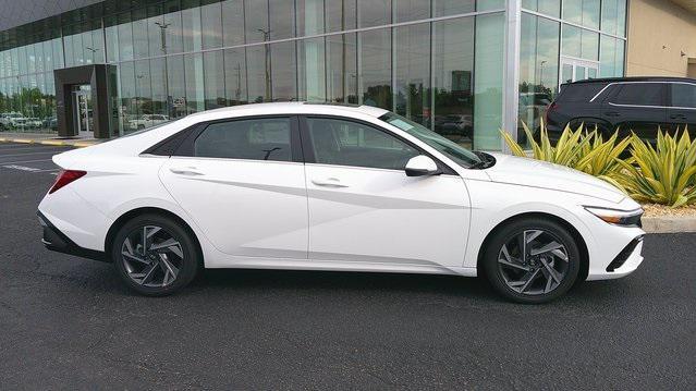 new 2025 Hyundai Elantra car, priced at $28,360