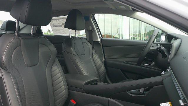 new 2025 Hyundai Elantra car, priced at $28,360