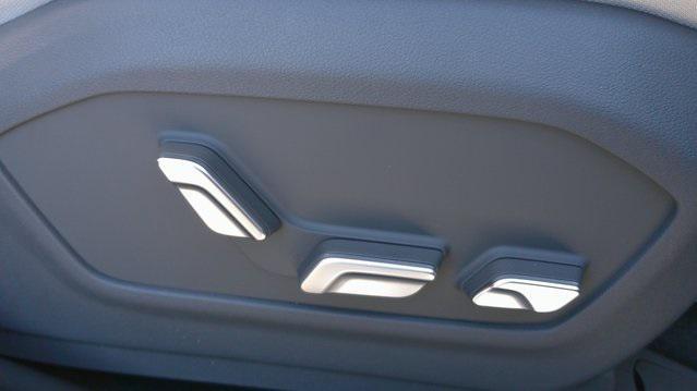 new 2025 Hyundai SANTA FE HEV car, priced at $48,958