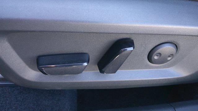 used 2021 Nissan Rogue car, priced at $21,900