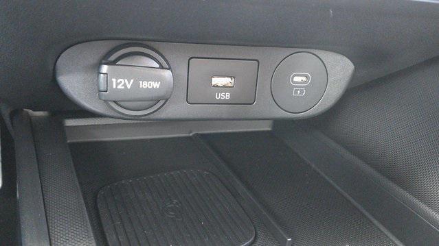 new 2025 Hyundai Elantra car, priced at $24,343